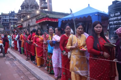  देशभरका श्रीकृष्णमन्दिरमा बिहानैदेखि भक्तजनको घुइँचो 